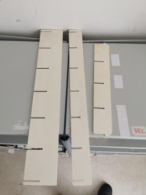 Equerres pour rangement chariot de soin